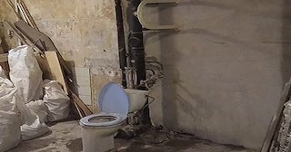 Демонтаж сантехкабины в панельном доме - цена от 1047 рублей | Сварной-Кнд